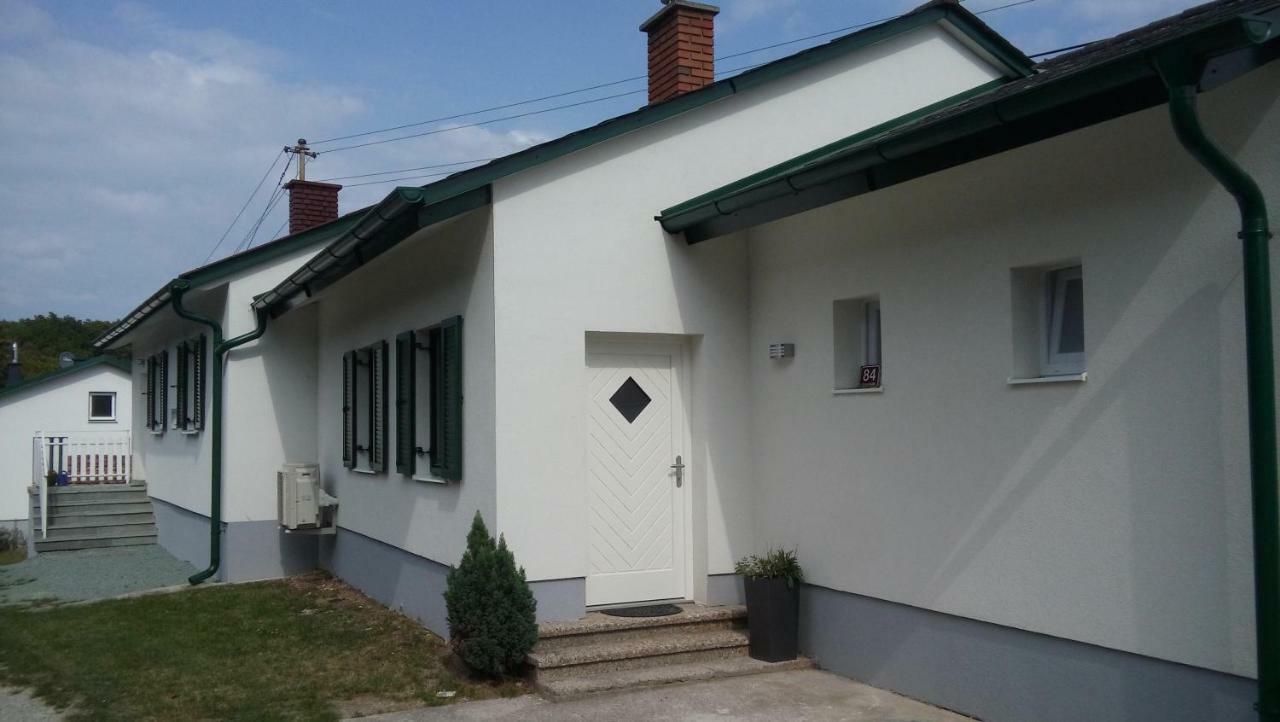 Ferienwohnung Rossmann Szapary II Eisenberg an der Pinka Exterior foto